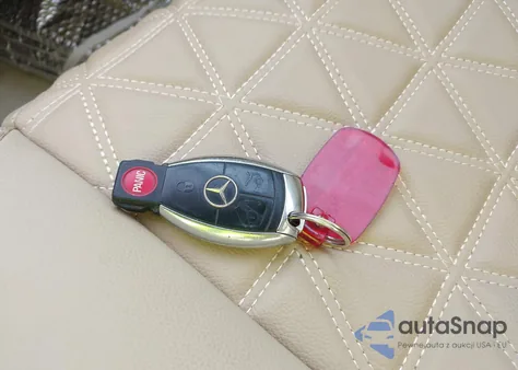 2008 Mercedes-Benz Clk 350 из США, поврежденный, VIN WDBTK56FX8T096969